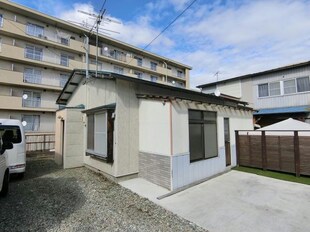 館馬町丸忠貸家の物件外観写真